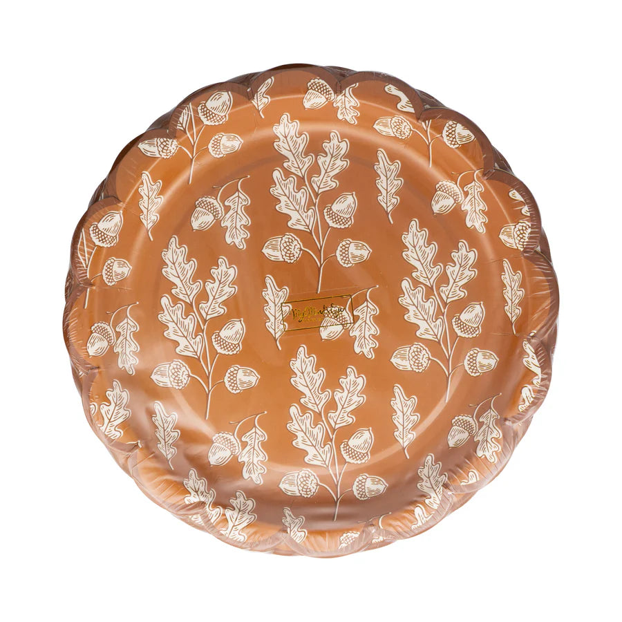 Acorn Scalloped Circle Paper Plate