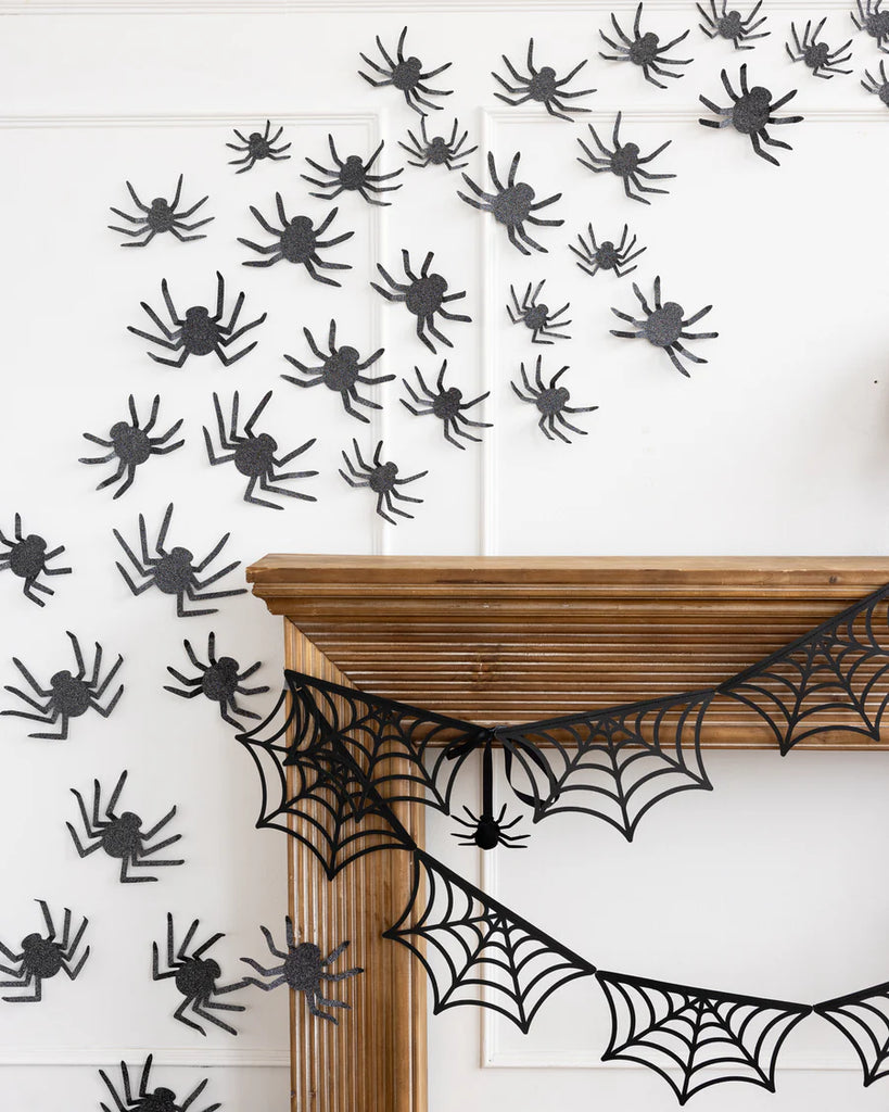 Glitter Wall Decor Spiders