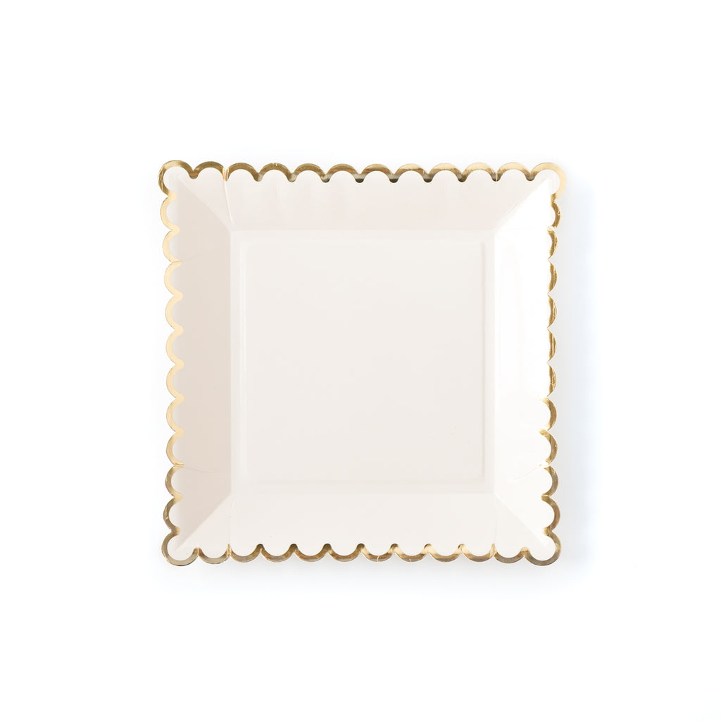 9" Scallop Cream Plate