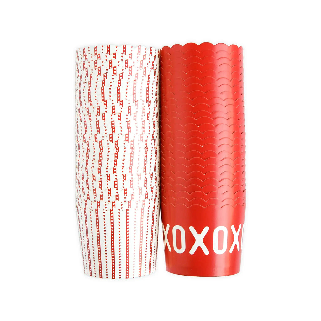 Red XOXO Baking Cups